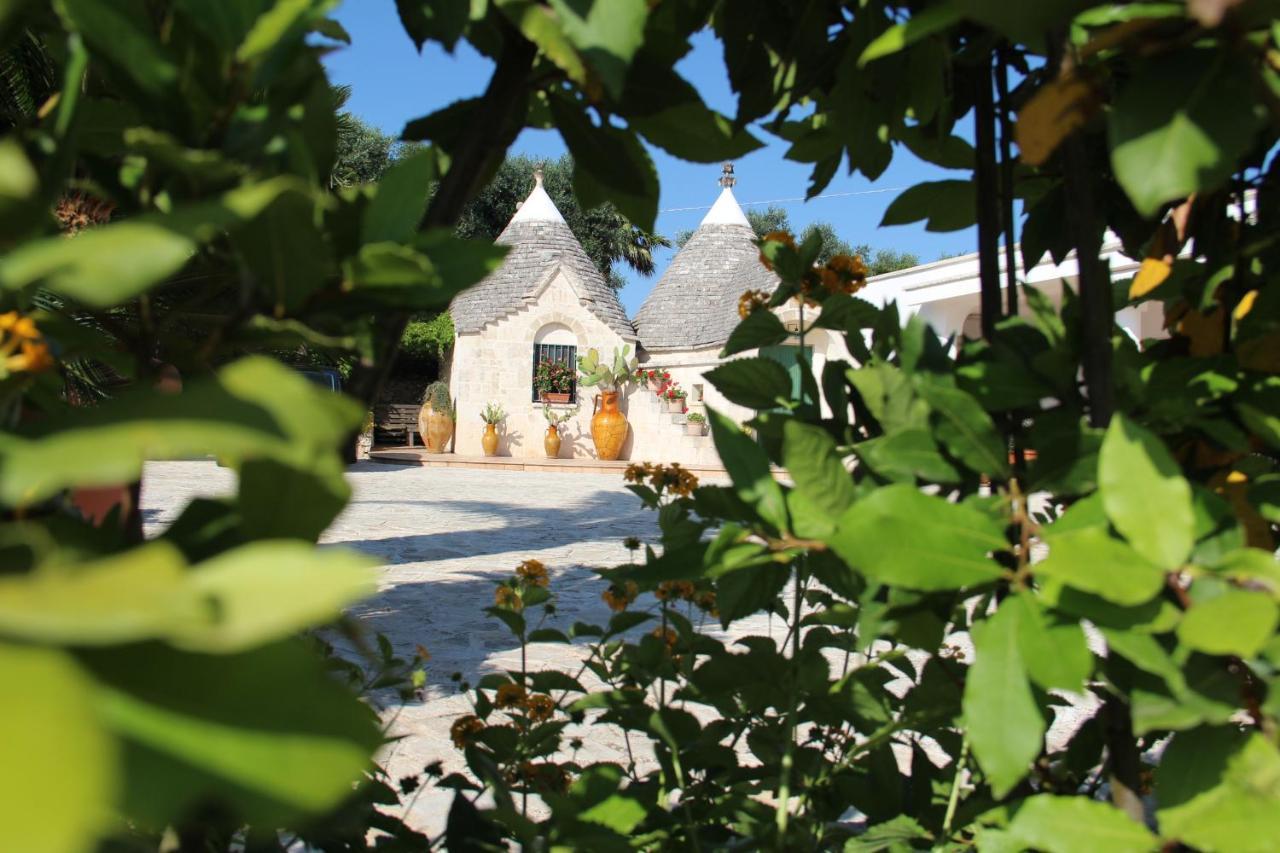 Bed and Breakfast Trullo Al Monte Челье-Мессапика Экстерьер фото